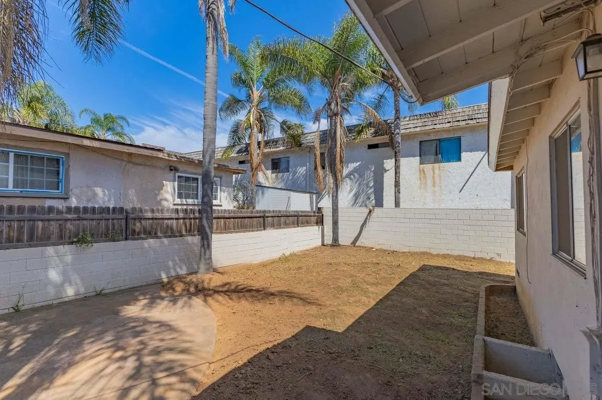 1352-54 Imperial Beach Blvd