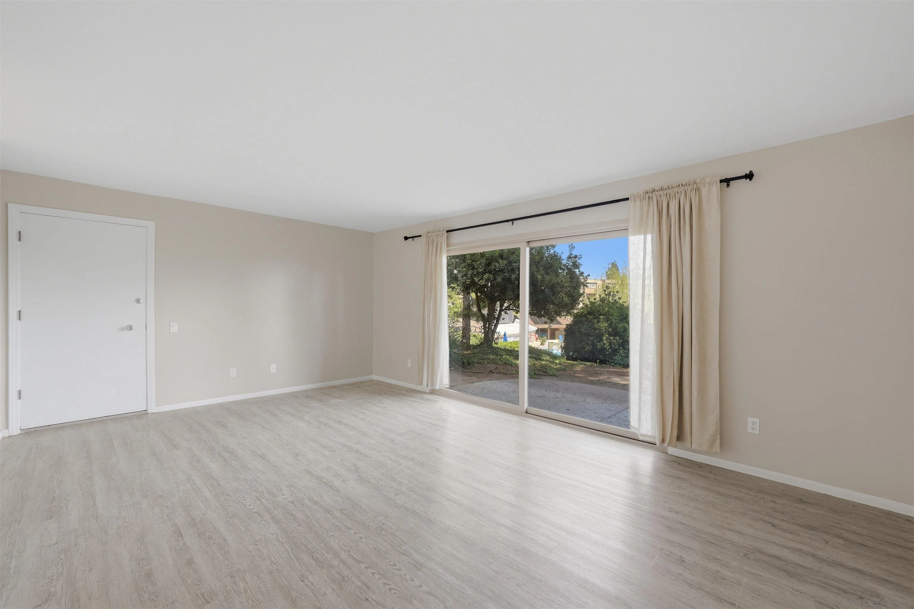 5700 Baltimore Unit 225