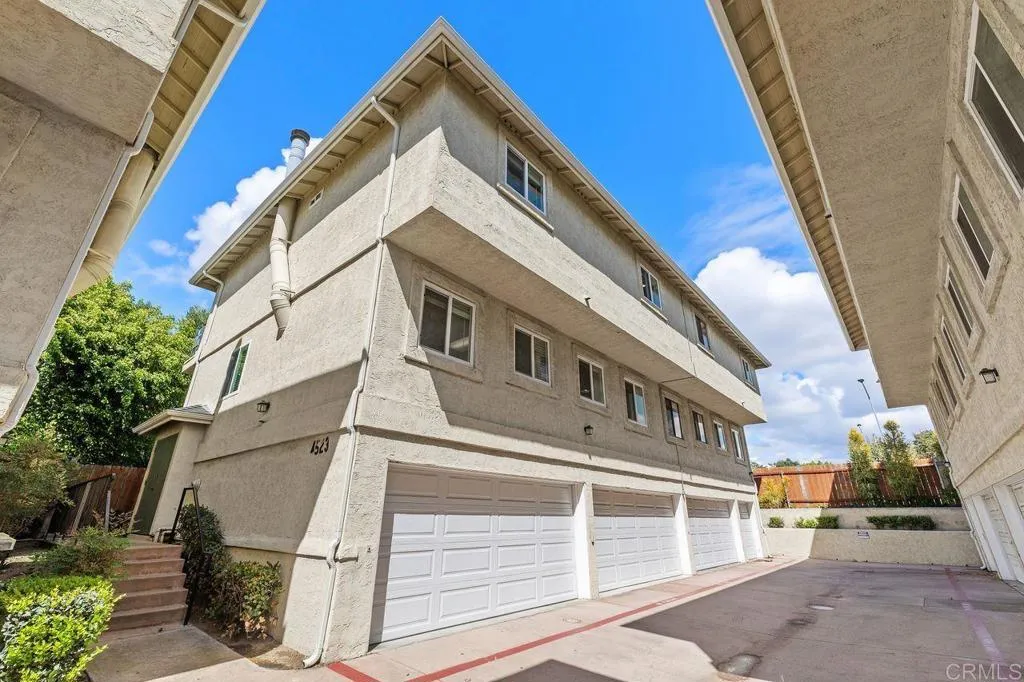 4523 College Way Unit E