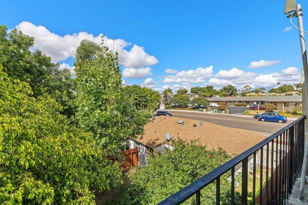 4523 College Way Unit E
