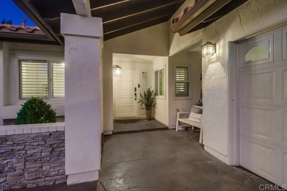 3075 Bonita Woods Drive