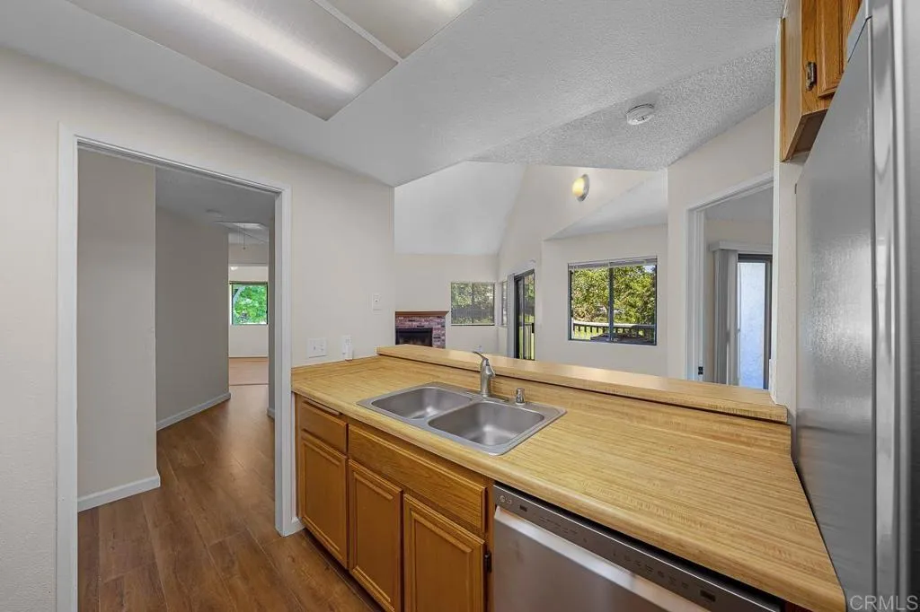 3040 Charwood Court