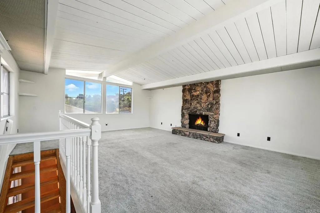 1860 Greenfield Drive