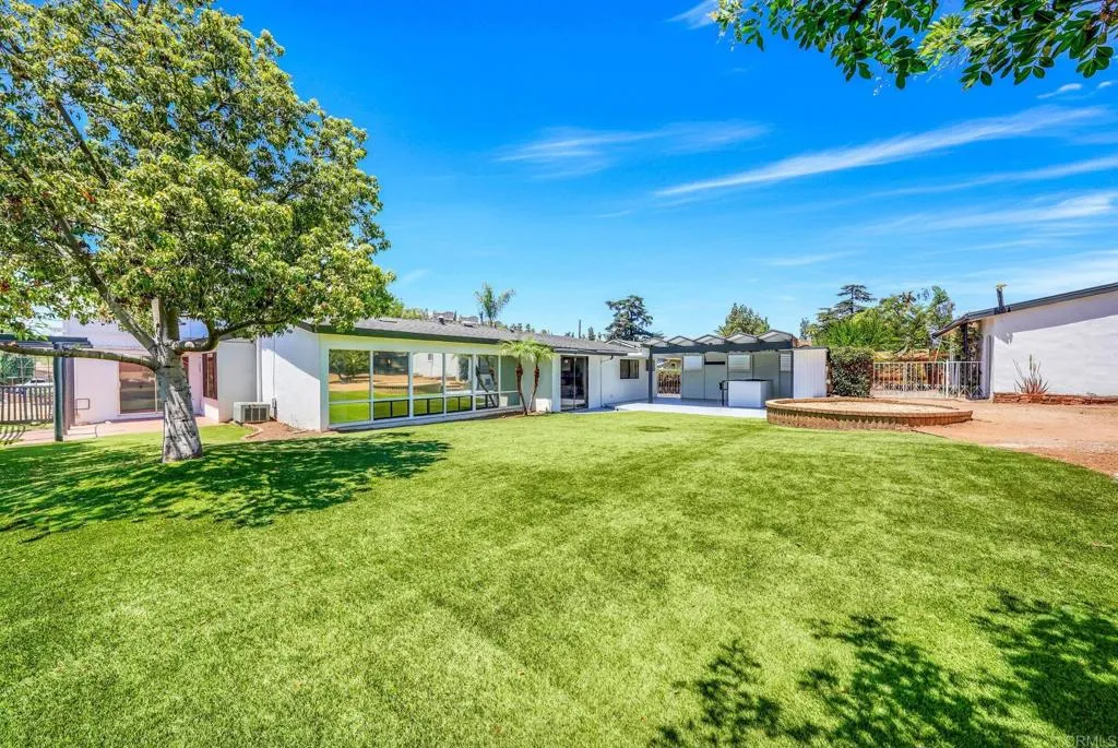 1860 Greenfield Drive