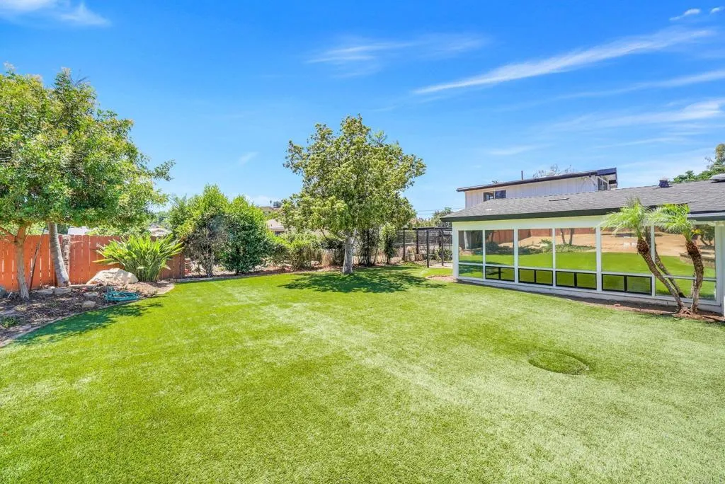 1860 Greenfield Drive
