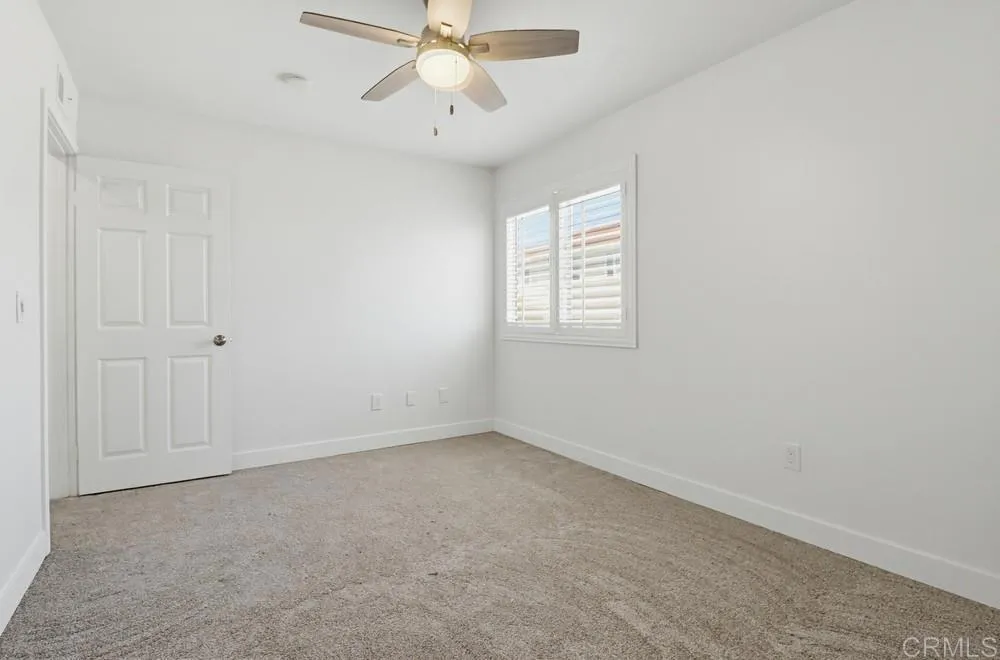 1047 Southview Circle