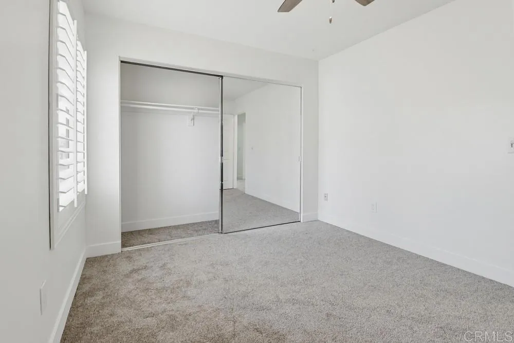 1047 Southview Circle