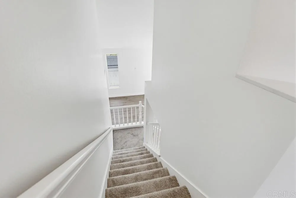 1047 Southview Circle