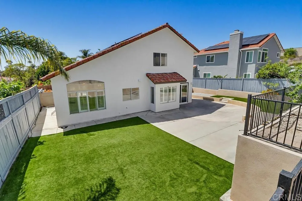 1047 Southview Circle