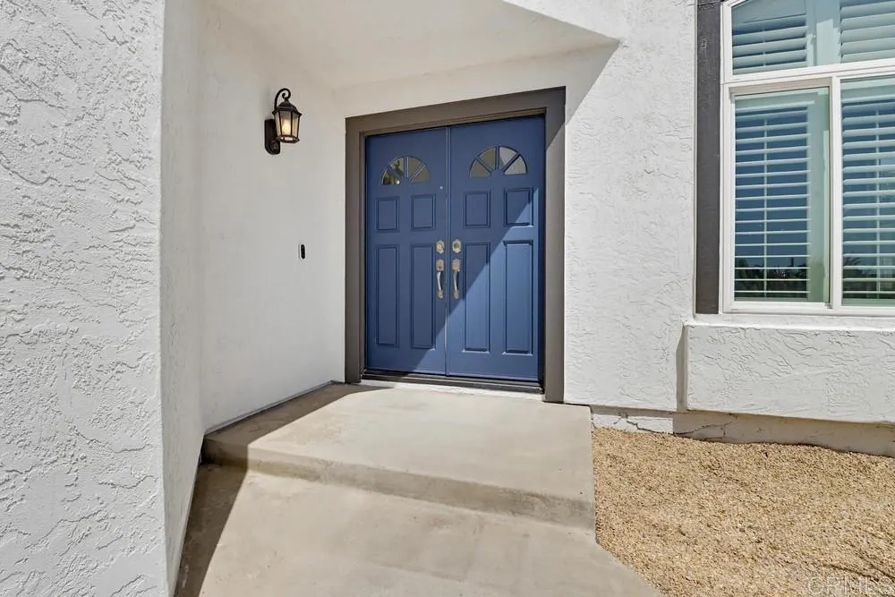 1047 Southview Circle