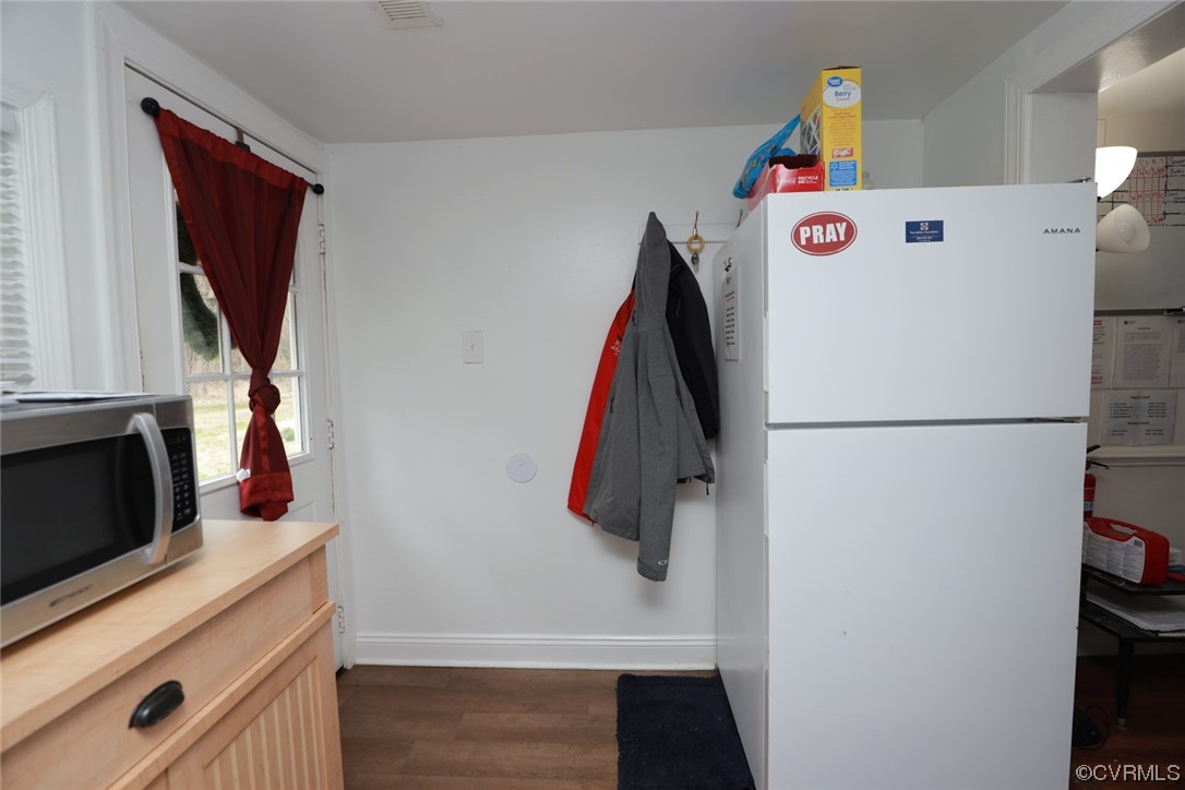 6089 Old La France Rd