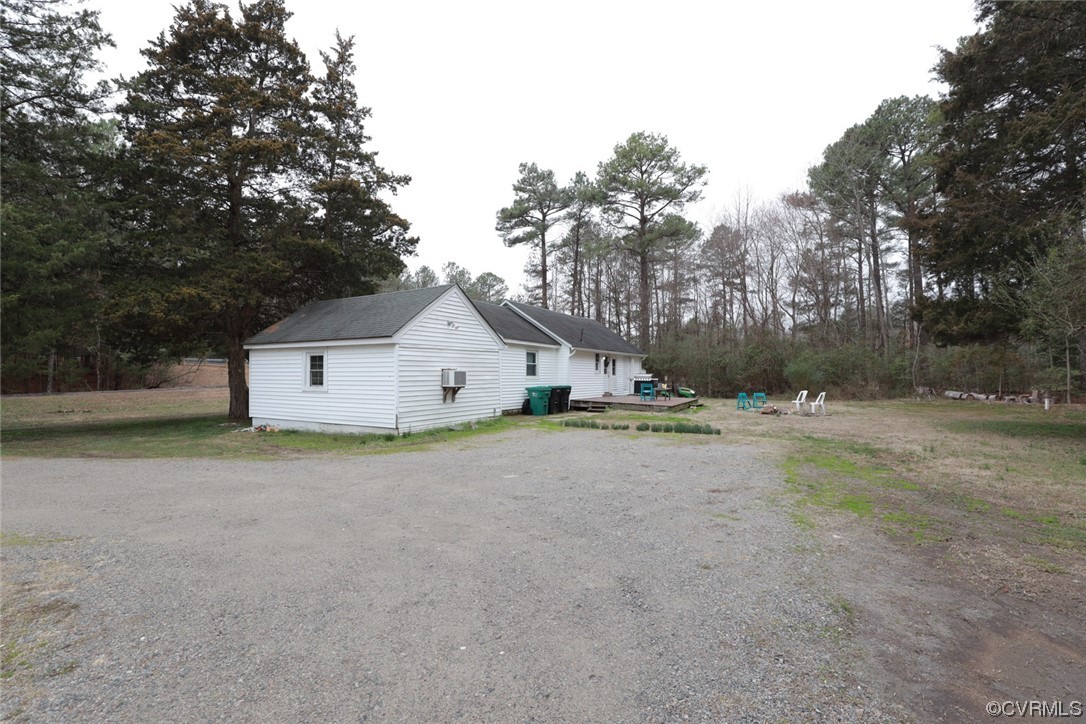 6089 Old La France Rd