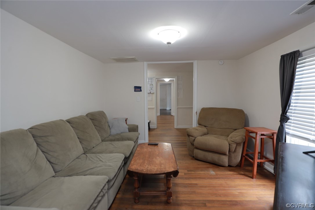 6089 Old La France Rd