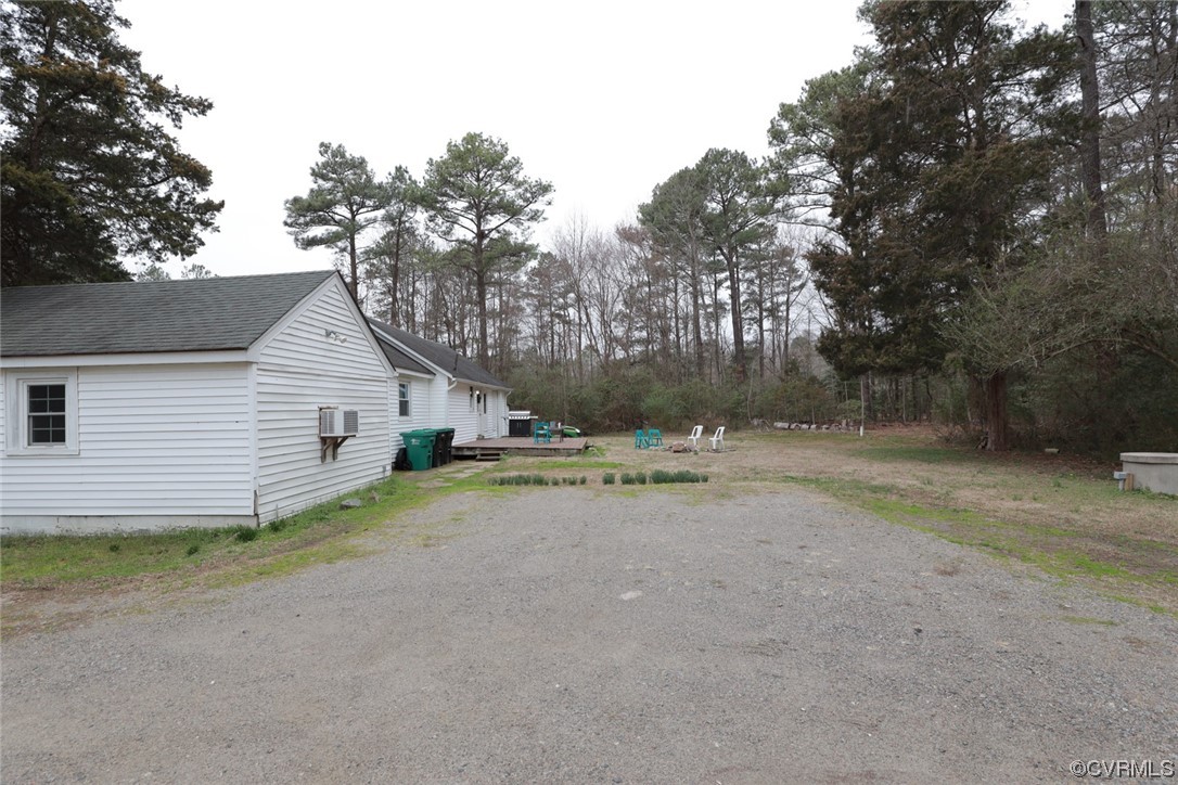 6089 Old La France Rd