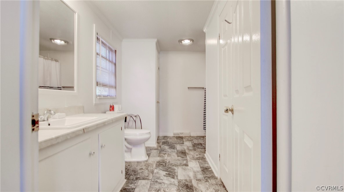 1694 Rolling Acres Rd