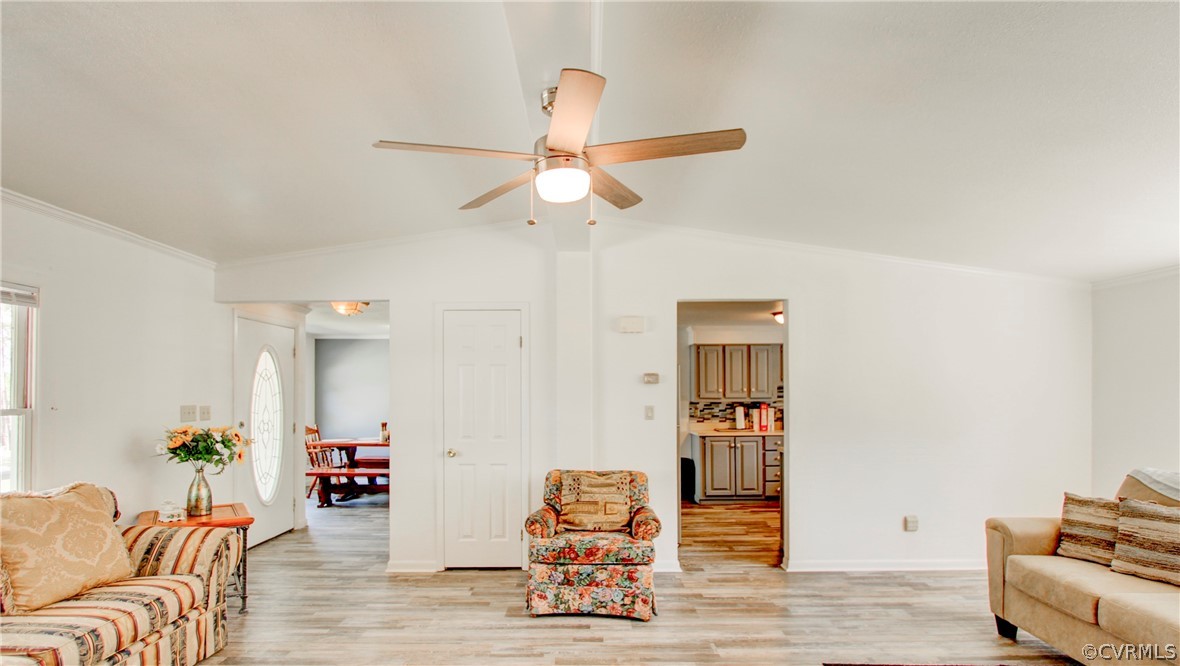 1694 Rolling Acres Rd