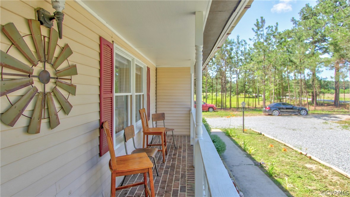 1694 Rolling Acres Rd