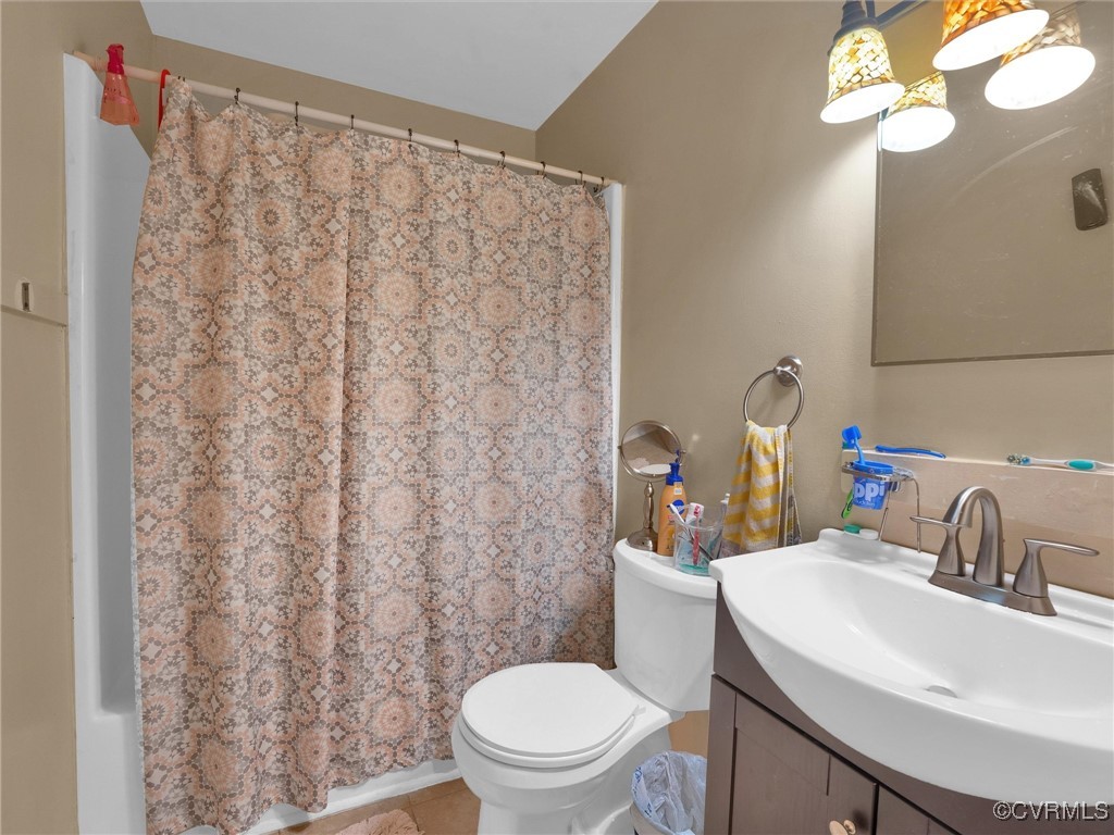 12312 Poplar Forest Dr