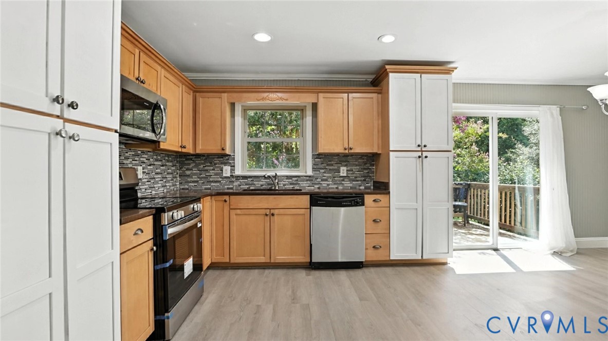 23234 Hanging Tree Rd