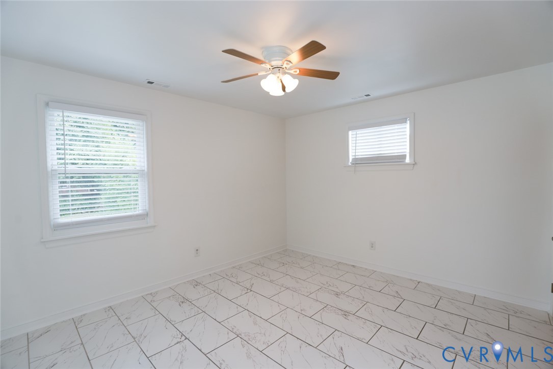 3924 Ladbroke Ct