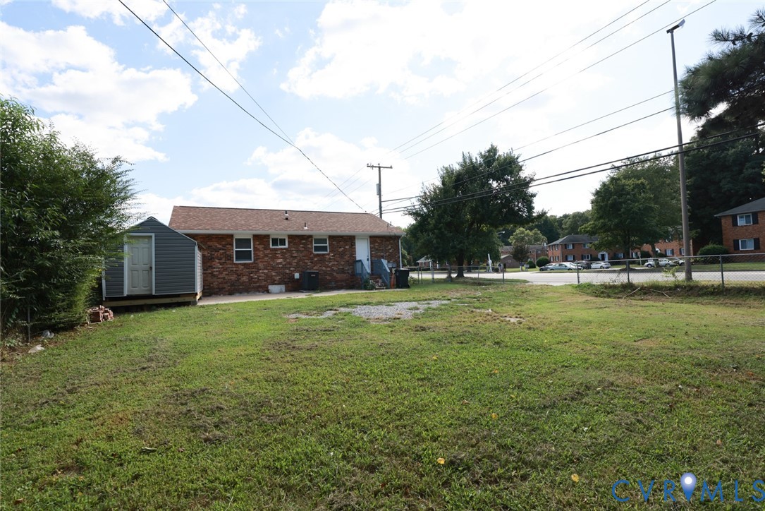 3924 Ladbroke Ct