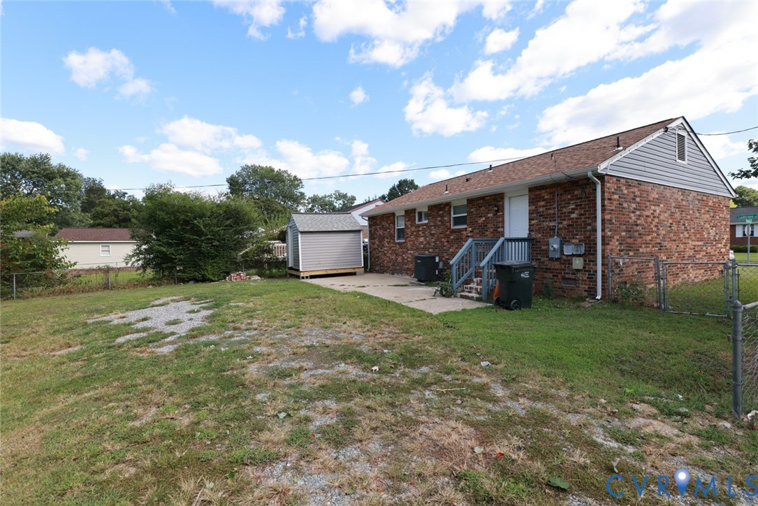 3924 Ladbroke Ct