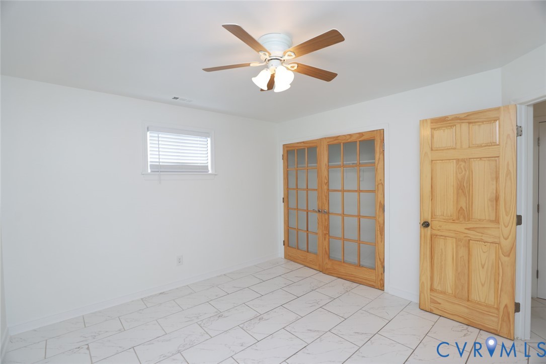 3924 Ladbroke Ct