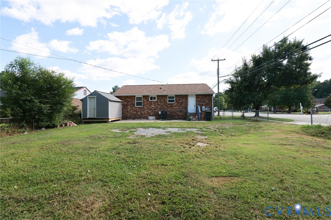 3924 Ladbroke Ct