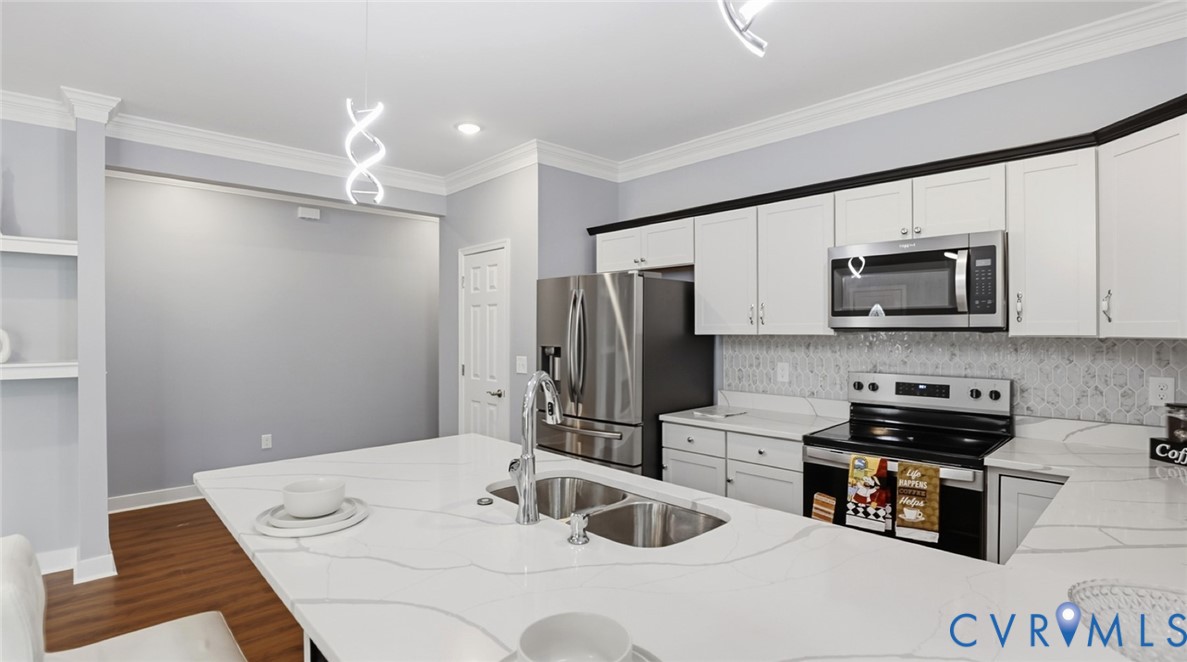 133 S Little Church St