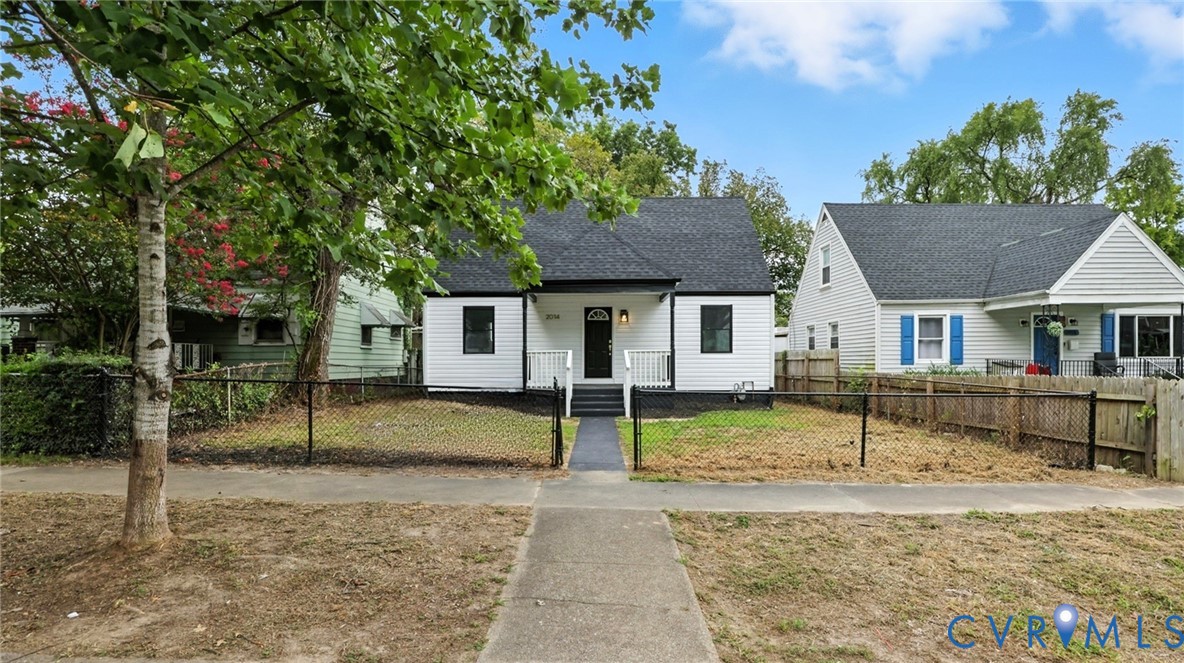 2014 Edwards Ave