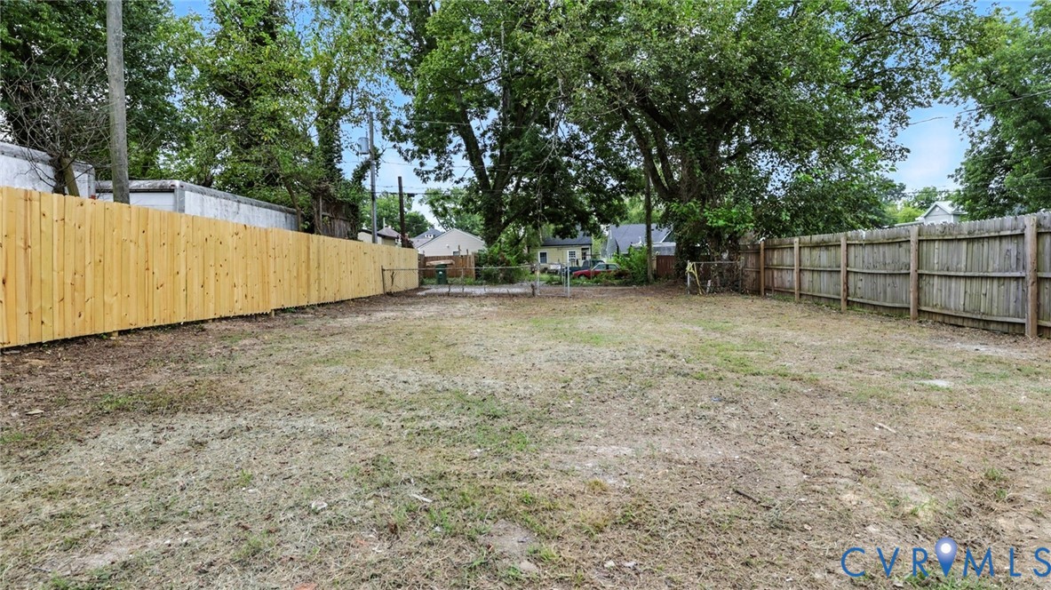 2014 Edwards Ave