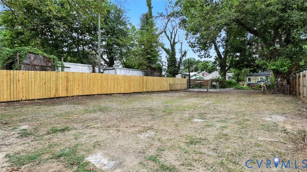 2014 Edwards Ave