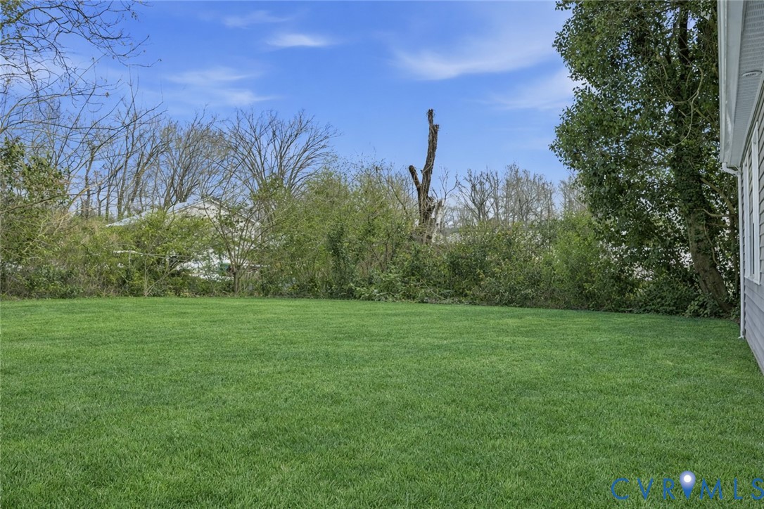 1321 Baylors Ln