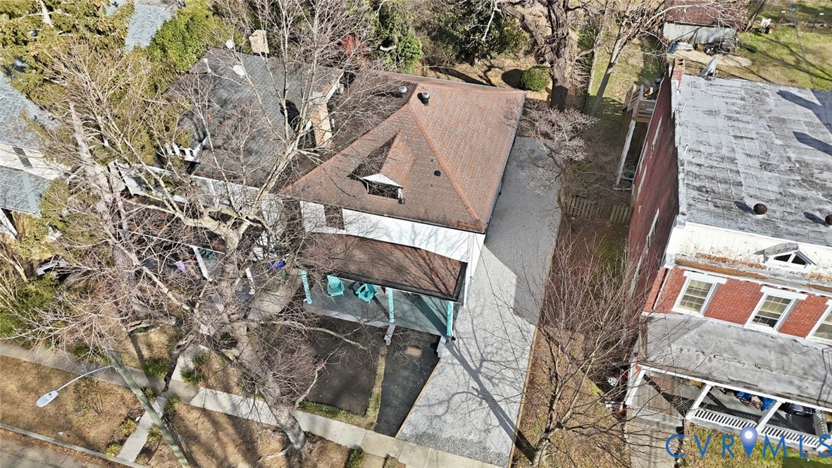 415 W 24th St