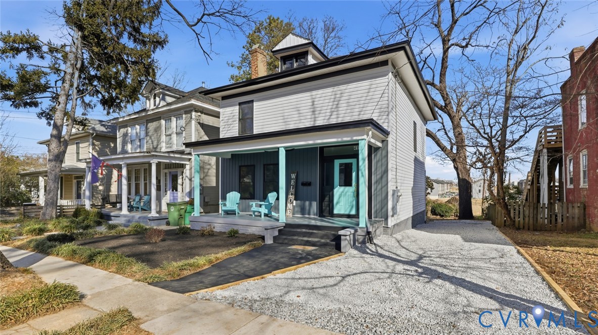 415 W 24th St