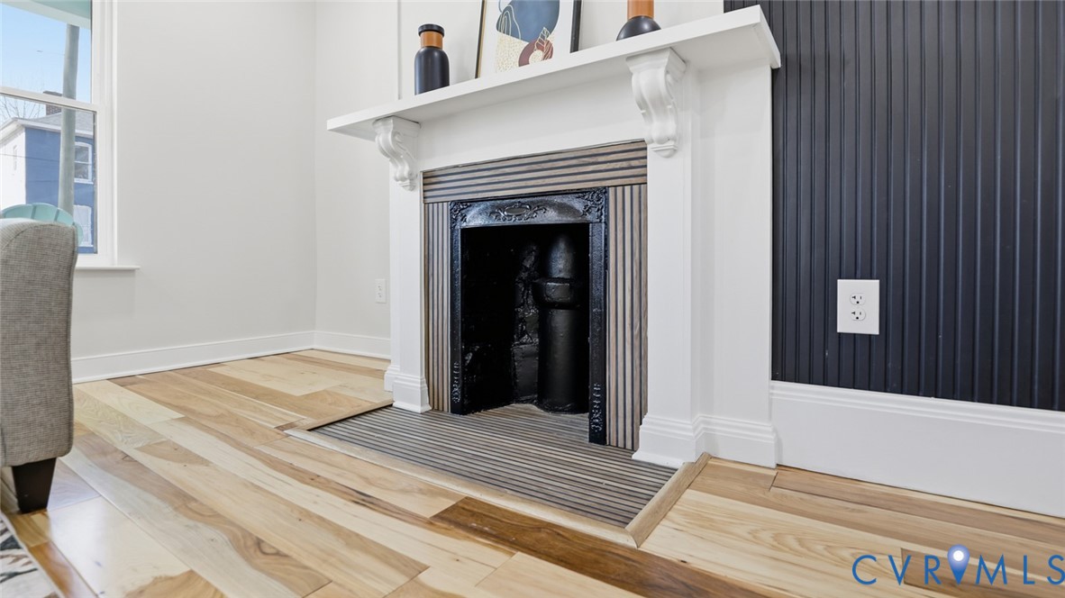 415 W 24th St