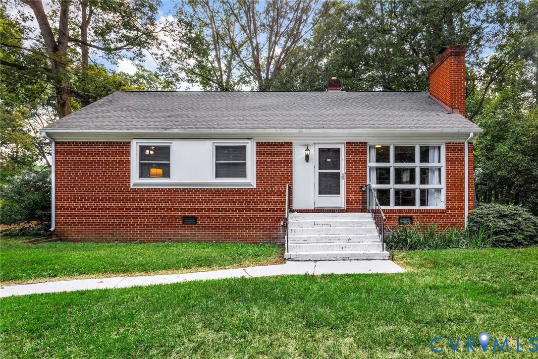 1612 Whitlone Dr