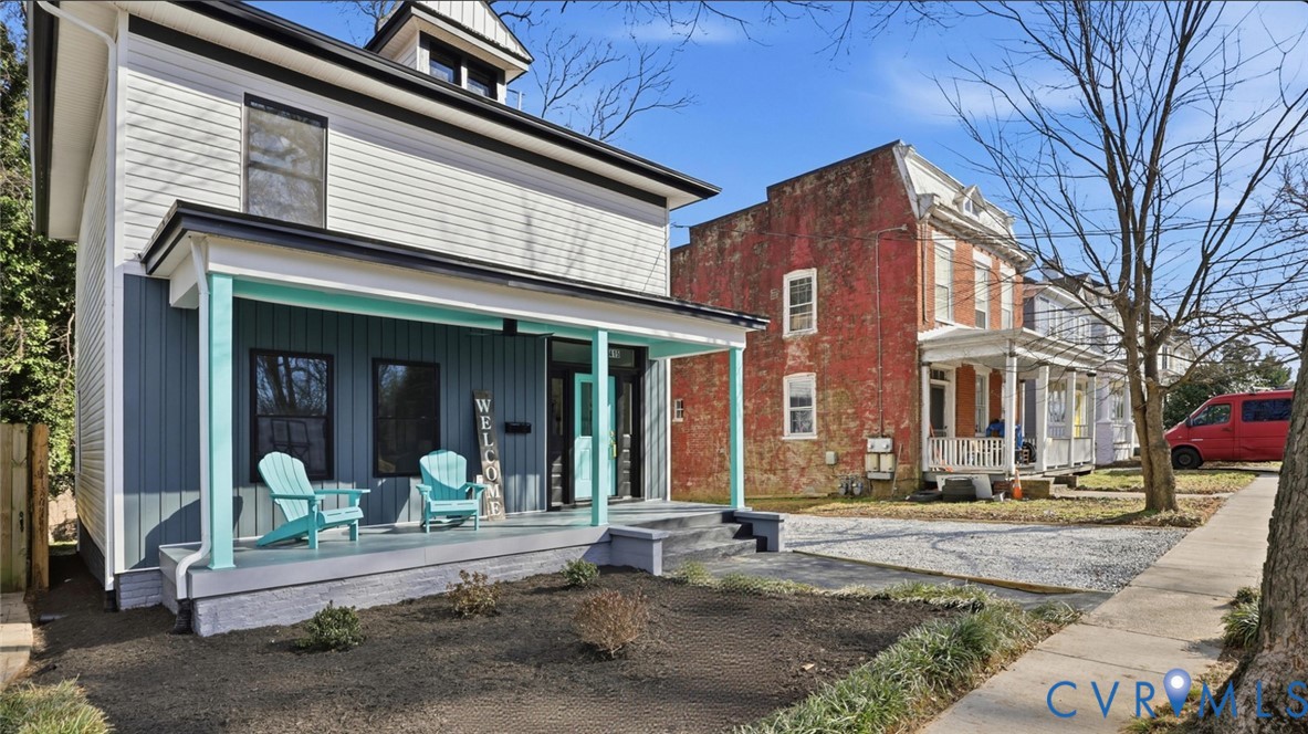 415 W 24th St