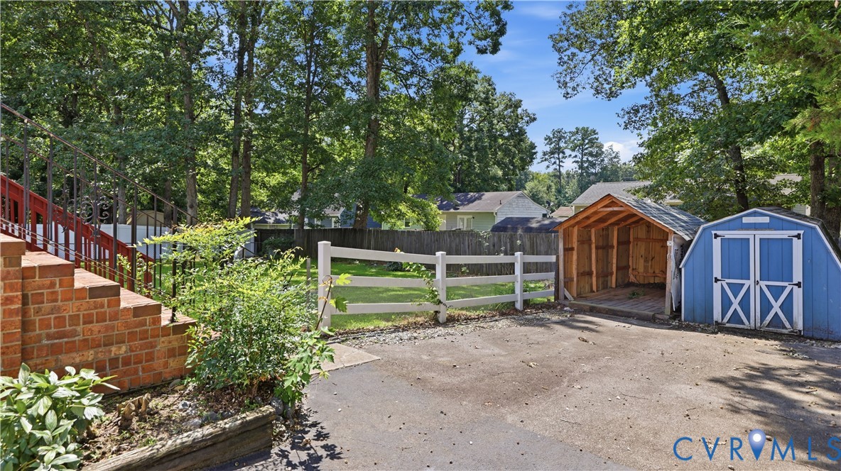 4225 Kalanchoe Dr