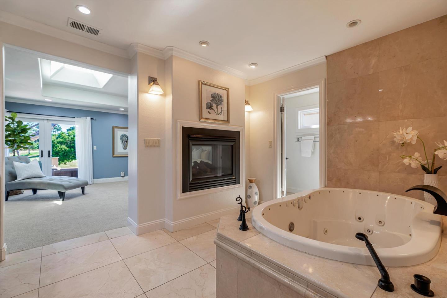 1313 Echo Valley DR