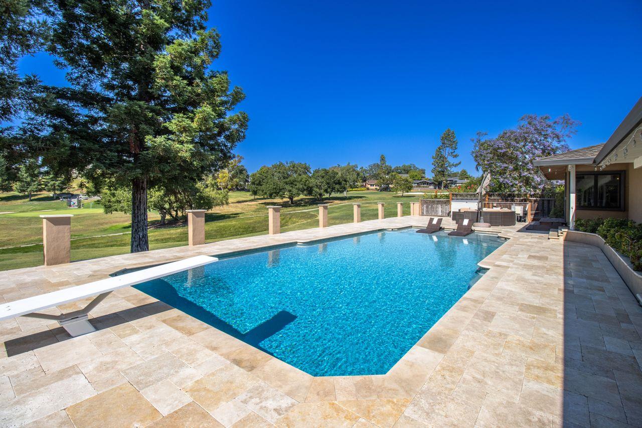 1313 Echo Valley DR