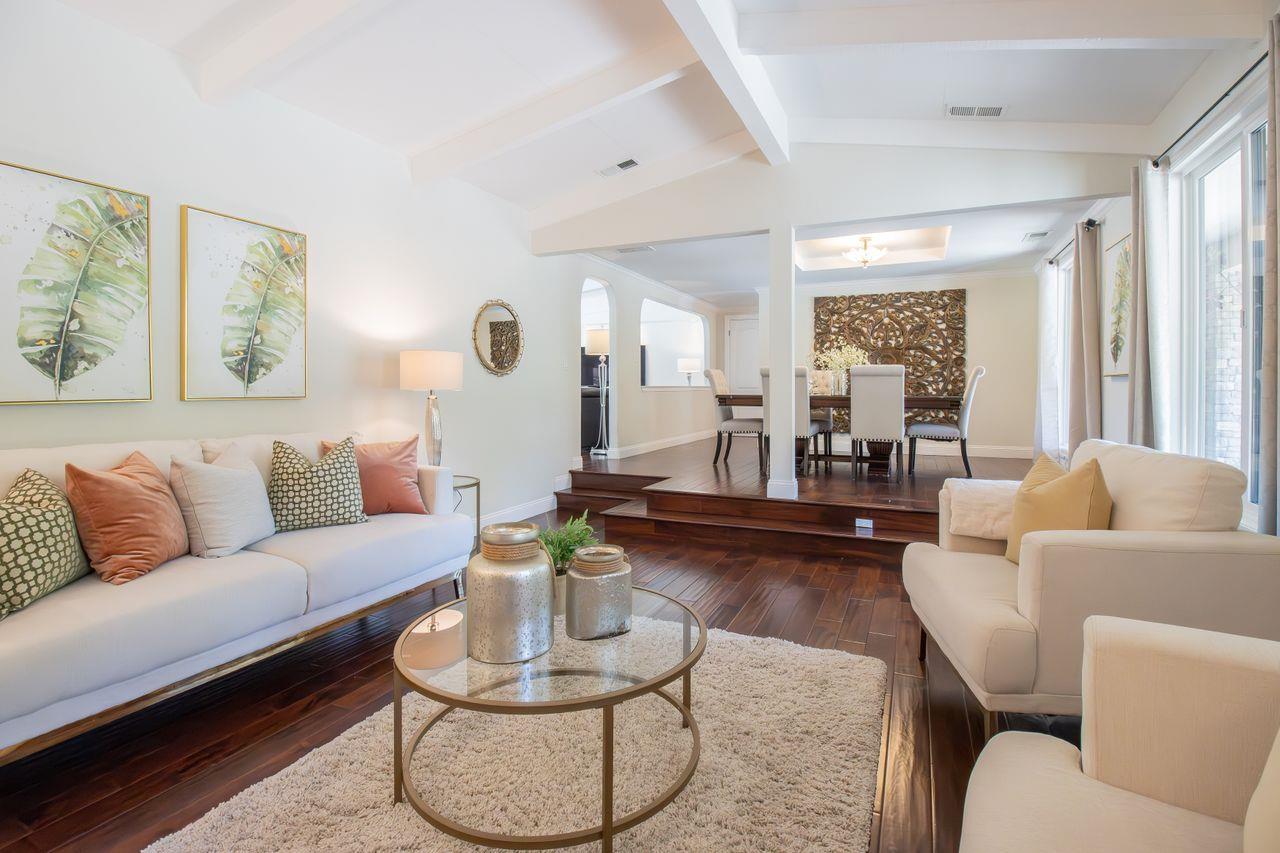 1313 Echo Valley DR
