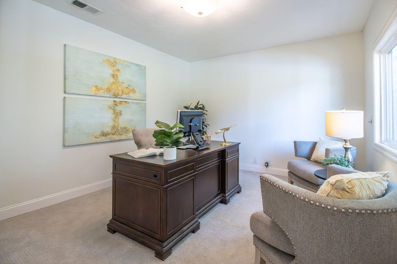 1313 Echo Valley DR