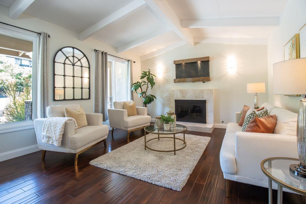 1313 Echo Valley DR
