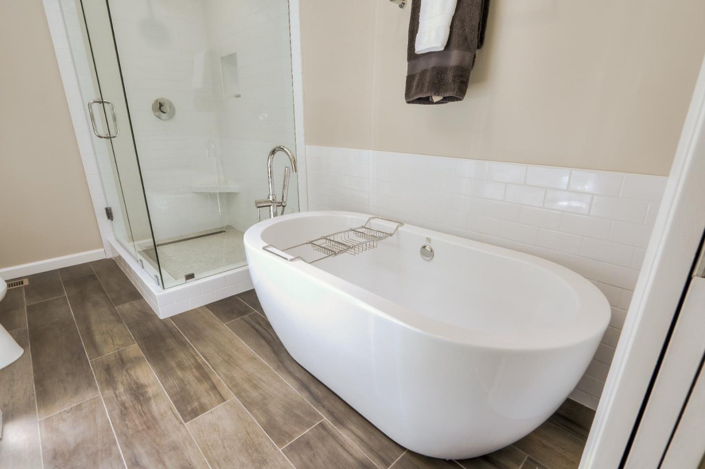 6699 Crystal Springs DR