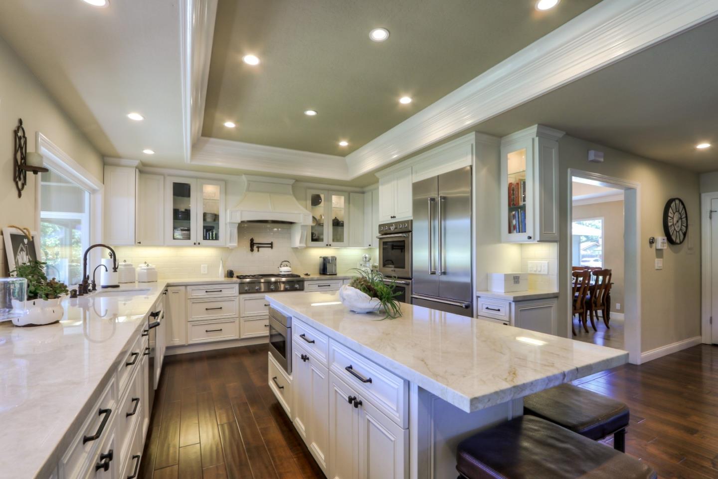 6699 Crystal Springs DR