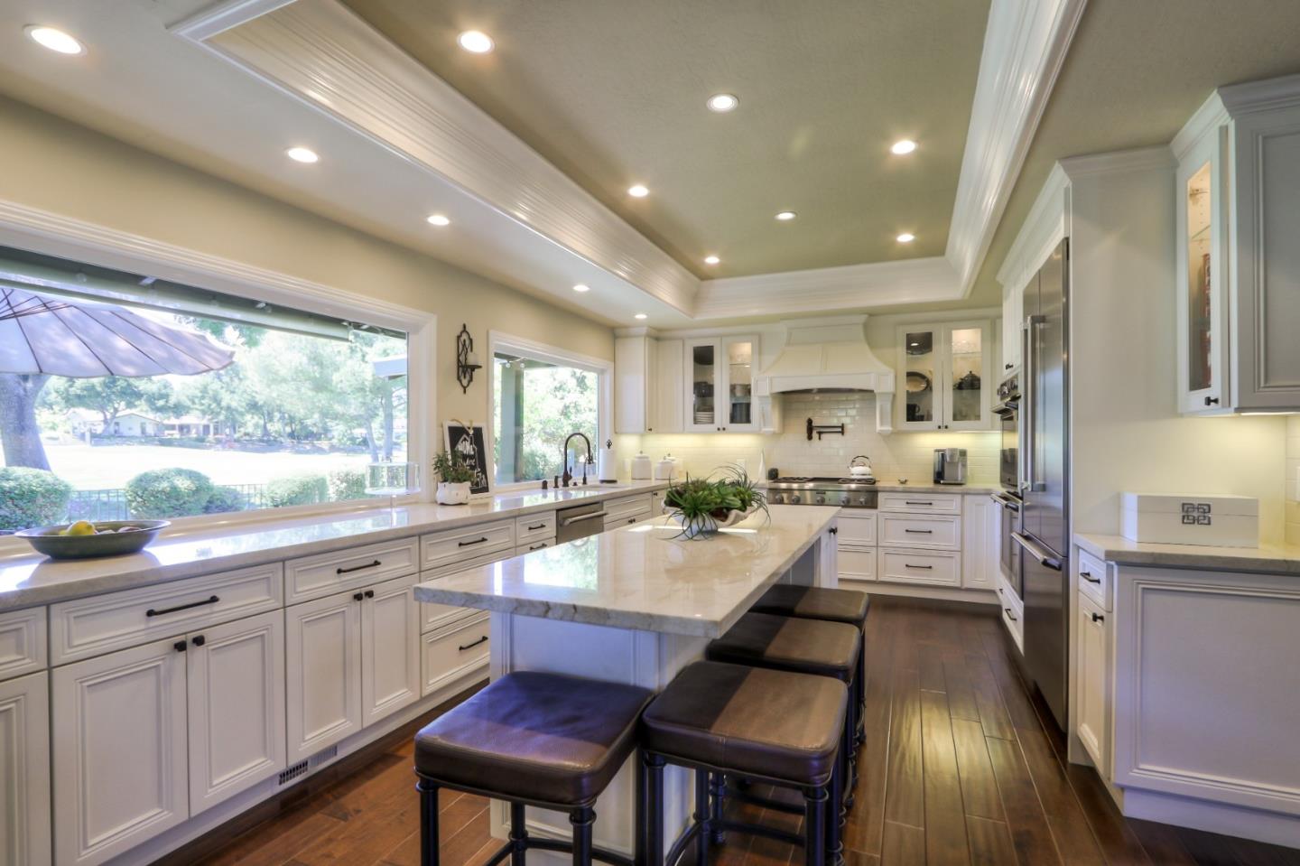 6699 Crystal Springs DR