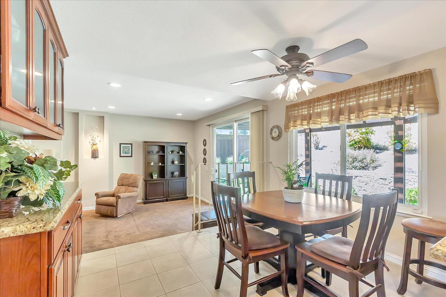 6426 Curie CT