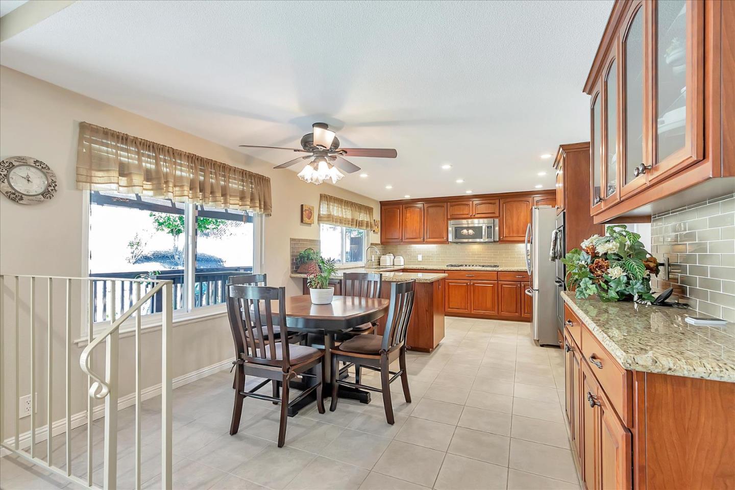 6426 Curie CT