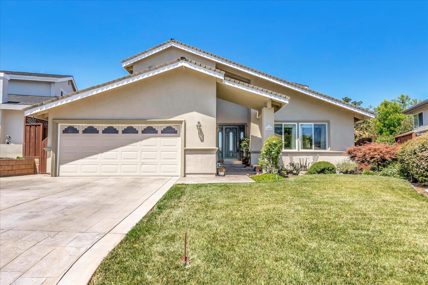 6426 Curie CT